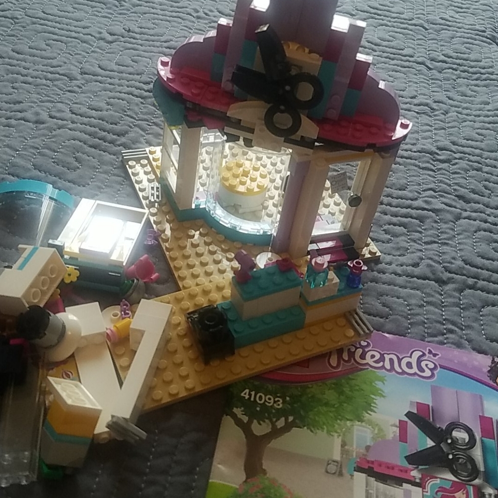 Lego friends heart lake hair salon#41093